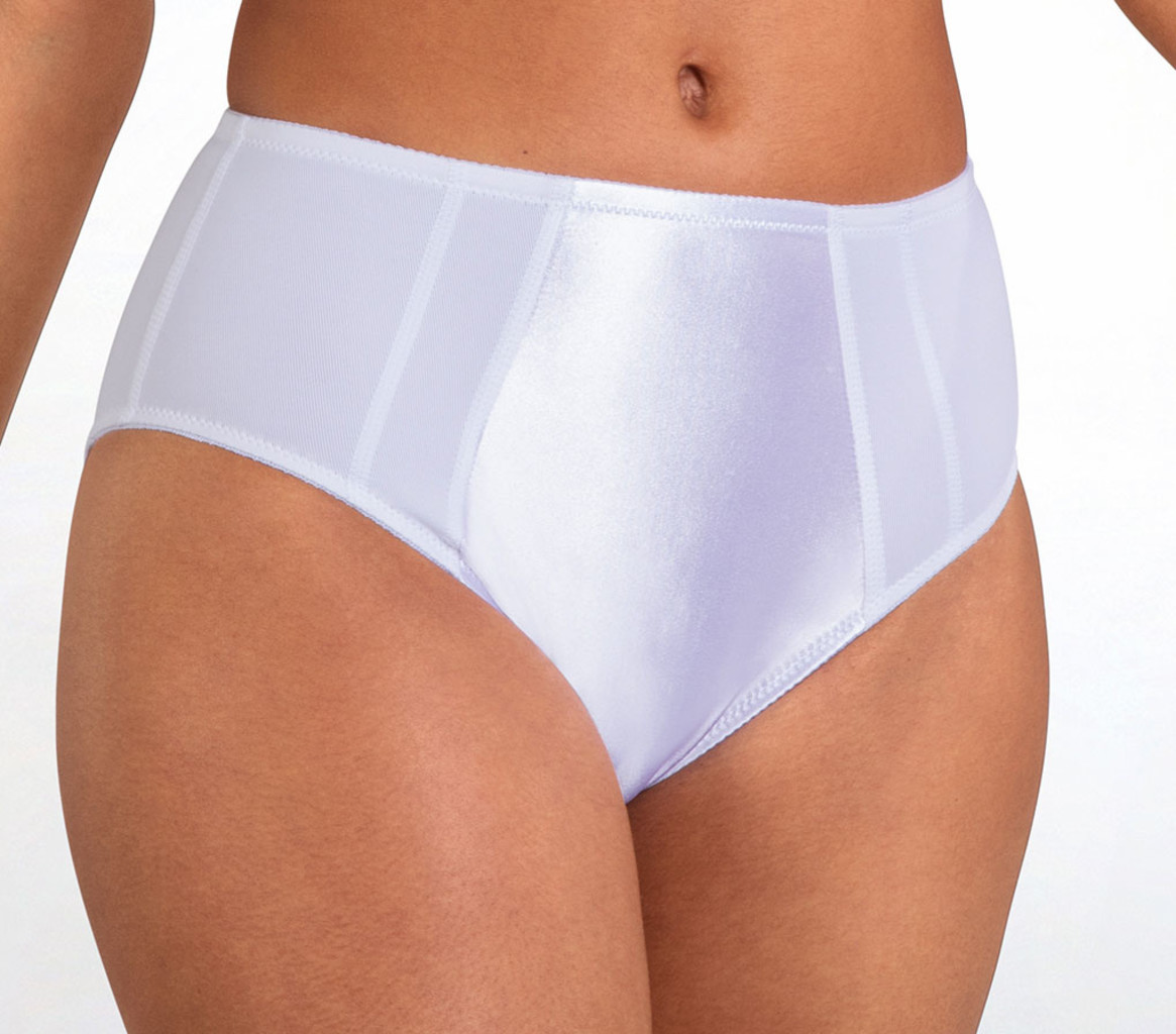 Naturana Naturana Faylinne maxislip licht corrigerend kleur wit, zwart, huid, ,bruin of champagne