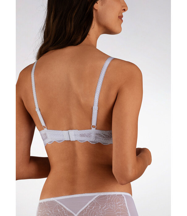 Naturana Naturana Cybele Erica Bh met beugel,voorgevormde cup met borduursel de kleur zwart, ivoor, wit of huid