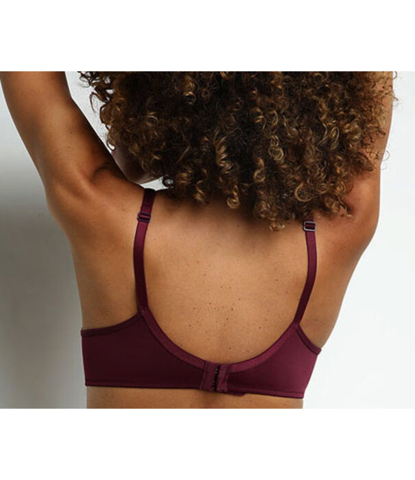 Dim  Dim Generous Classic Bh met beugel kleur burgundy