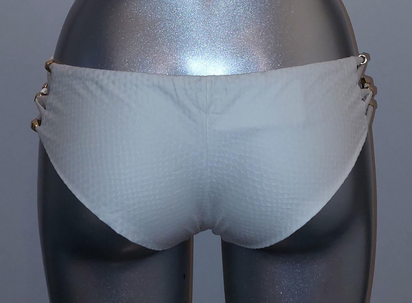 Sapph  Vanilla stijlvolle  bikinislip in laag Cheeky Brazilian model kleur Offwhite