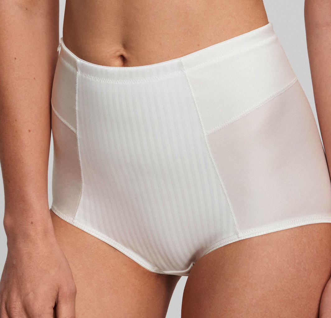 Susa  Cremona pantyslip kleur dark red,  ivoor, wit, zwart of huid kleur