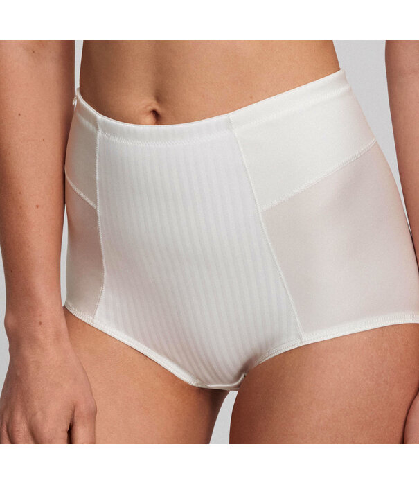 Susa Susa Cremona pantyslip microfaser 5233 – stevig, licht corrigerend & comfortabel – €5 korting bij €39,95 en €15 korting bij €99,95