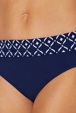 Amoena  Amoena Asian Garden bikinislip met brede omslag – marineblauw met witte Asian print