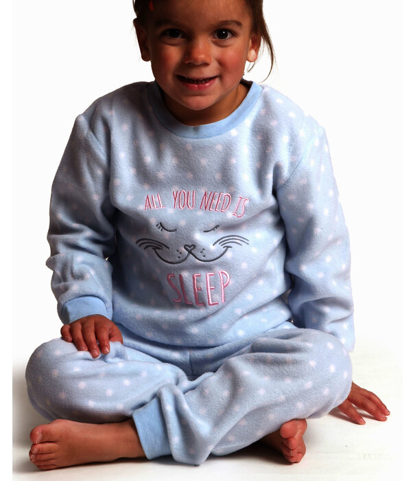 Lunatex Outfitter Alessia Coral Fleece Meisjes Peuterpyjama – Lichtblauw met Witte Dots en Poes‑Applicatie