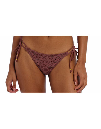 Freya Sundance bikinislip lage model met sierstrikjes kleur Nutmeg  de mt 38-S valt als een mt 36 t/m  XL- valt als mt L-42