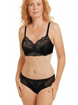 Amoena lingerie Karolina Prothese Bh met beugel kleur zwart met cup inzet kleur sand