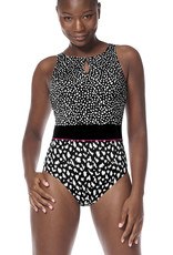 Amoena Manila prothese badpak zonder beugel – hooggesloten model in zwart met witte print en geïntegreerde bustier