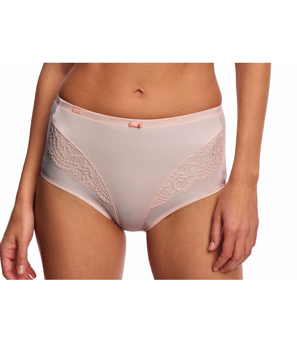 Susa  Susa London Maxislip kleuren , soft peach, wit, huid, grijs, zwart of ivoor, mt 38 t/m 52