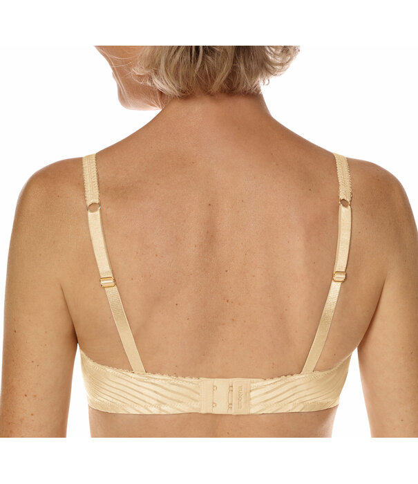 Amoena  Amoena Karolina Prothese BH met Beugel – Lichte Sandkleur – Luxe Tweedelige Cup