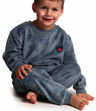 Outfitter Dani Velours Jongens Peuterpyjama – Lichtgrijs met Beertjesprint