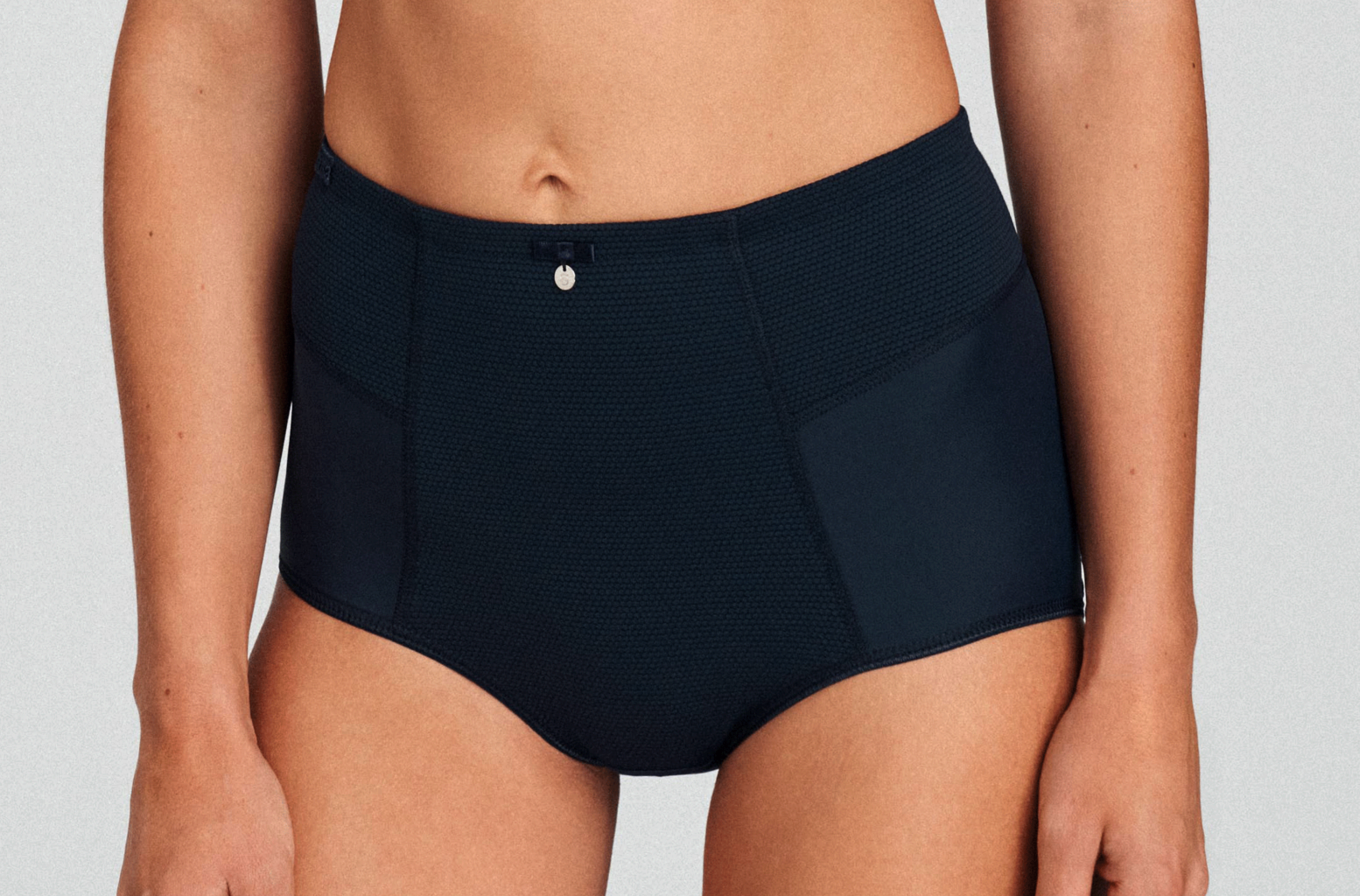 Susa Susa Capri microfaser maxislip met licht corrigerend voorpand basis kleur marineblauw