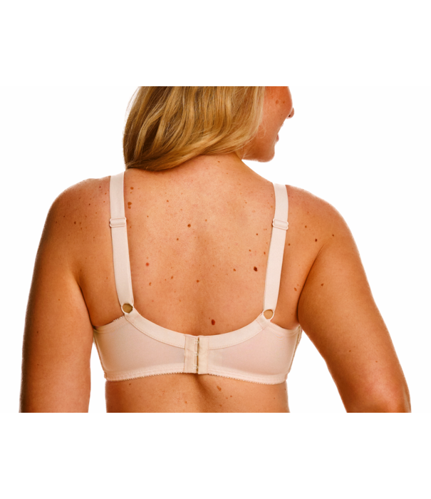 Susa Latina Bh zonder beugel in kleur soft peach, mt B75 t/m D110 & mt E75 t/m E100