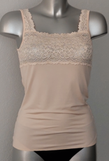 Nina von C Nina von C- Liviya (prothese) top in modal/viscose kwaliteit met breed elastisch kant kleur peach