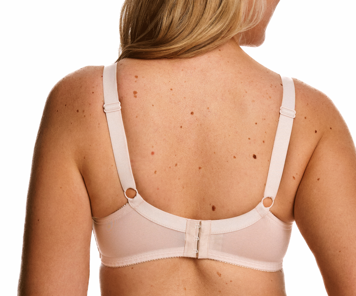 Susa Latina Bh met beugel  kleur soft peach, mt B75 t/m D110 & mt E75 t/m E100