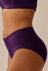 Naturana Naturana Lydia Maxislip met  licht corrigerend buikgedeelte in kleur bietenrood