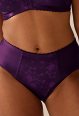 Naturana  Lydia Maxislip met  licht corrigerend buikgedeelte in kleur bietenrood