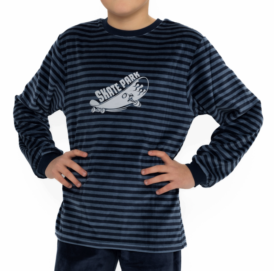Lunatex Outfitter Velours Jongenspyjama – Antraciet Gestreept met Skateboard – €5 korting vanaf €39,95 of €15 vanaf €99,95
