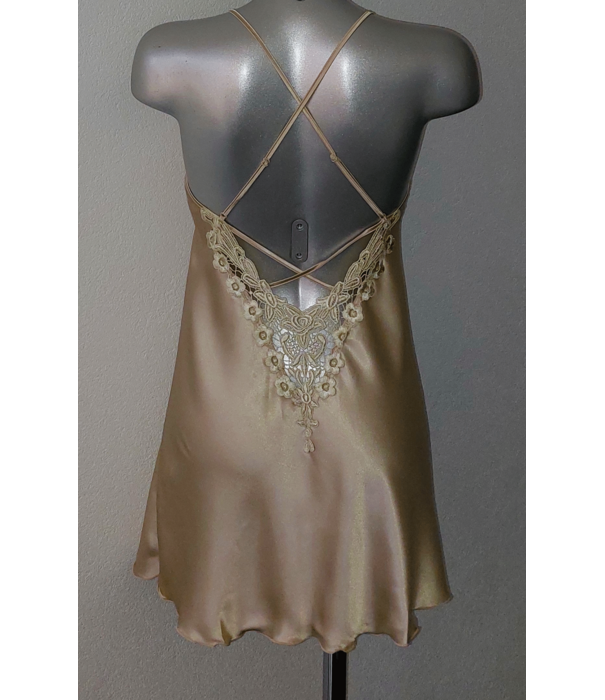 LingaDore LingaDore Yendar satijnen nachtjurkje kleur gold de mt 36-S