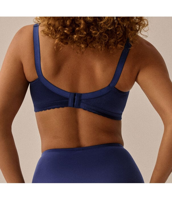 Naturana Naturana Faylinne minimizer bh zonder beugel in gladde soepele cup – Pacific Blue (marineblauw)
