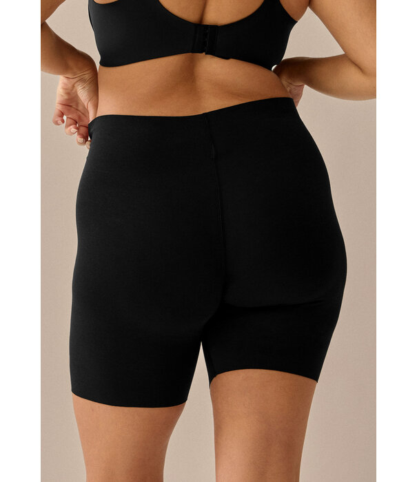 Naturana Naturana Bodyshaper slip met pijpjes, in wit, zwart of skin kleur mt 38 t/m 46