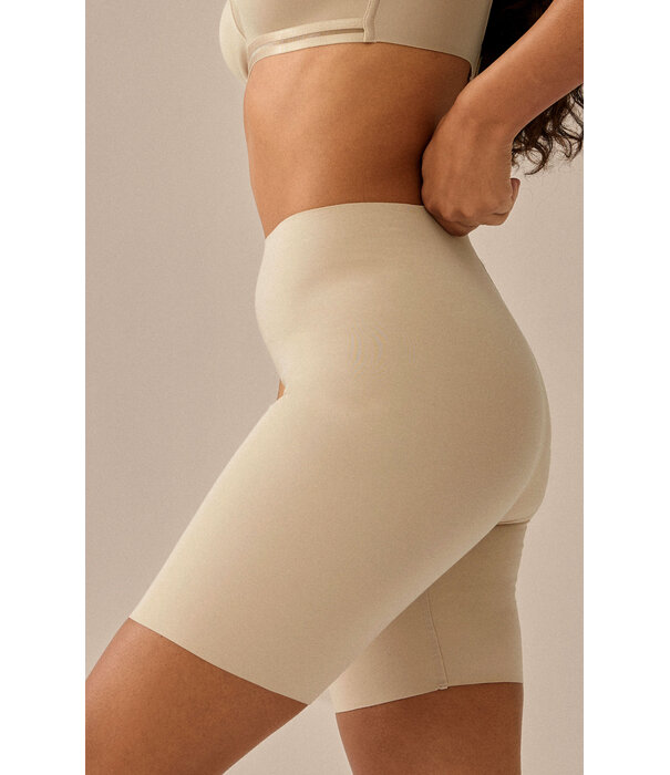 Naturana Naturana Bodyshaper slip met pijpjes, in wit, zwart of skin kleur mt 38 t/m 46
