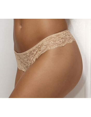 After Eden Daisy Lace string – Poudre