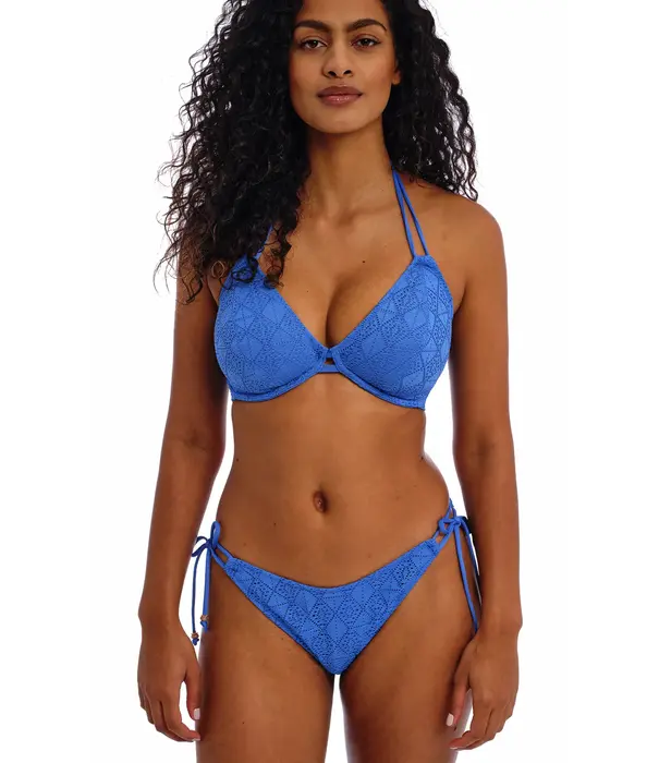 Freya Freya Nomad Nights halterbikinitop met beugel in de kleur Atlantic Blue