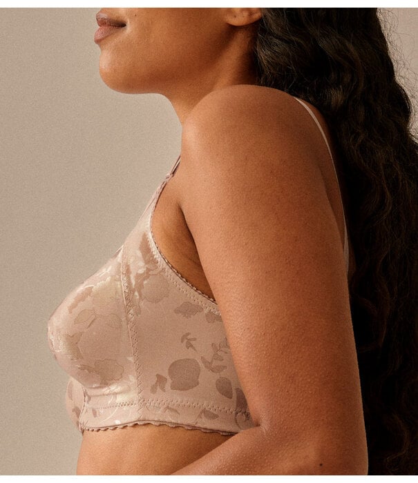 Naturana Naturana Lydia naadloze minimizer bh zonder beugel in de kleur huid