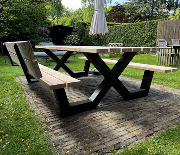Vakstaal Picknicktafel X frame met rugleuning