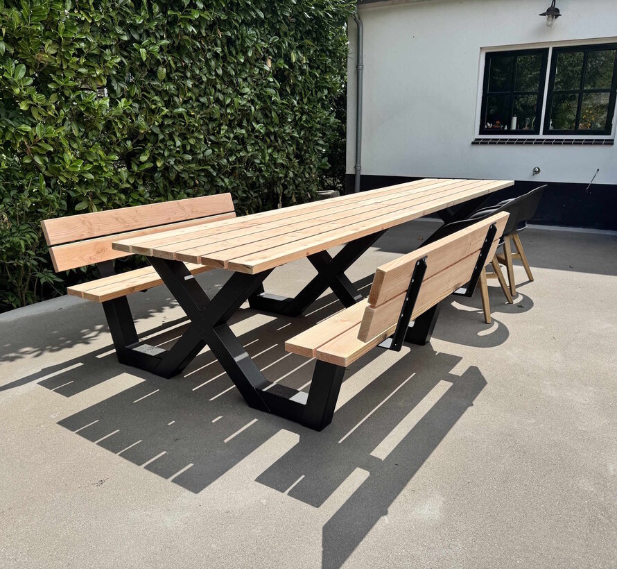 Lange Tuintafel 4 meter met Picknickbankjes