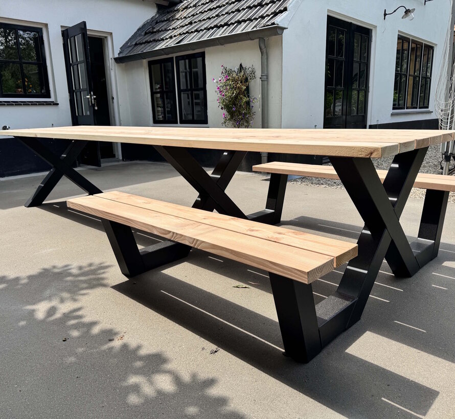 Lange Tuintafel 4 meter met Picknickbankjes