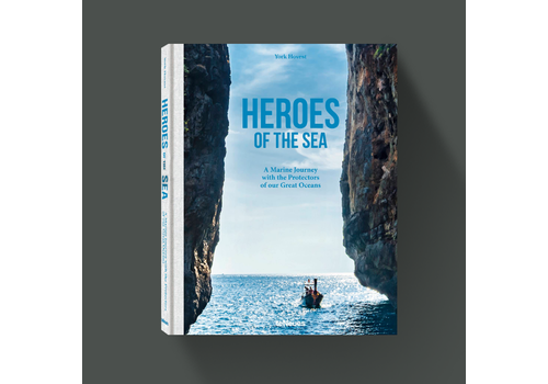 Heroes of the Sea - York Hovest