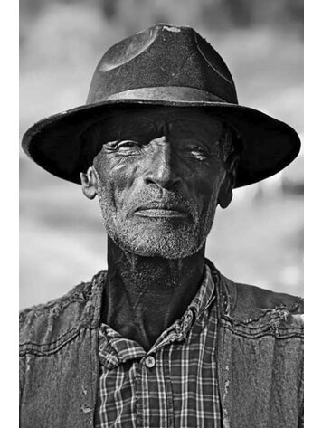 Serge Anton - Ethiopian with hat