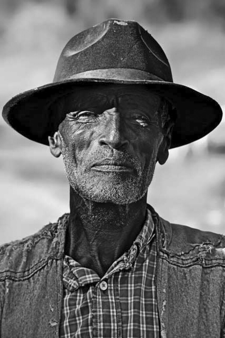Serge Anton - Ethiopian with hat