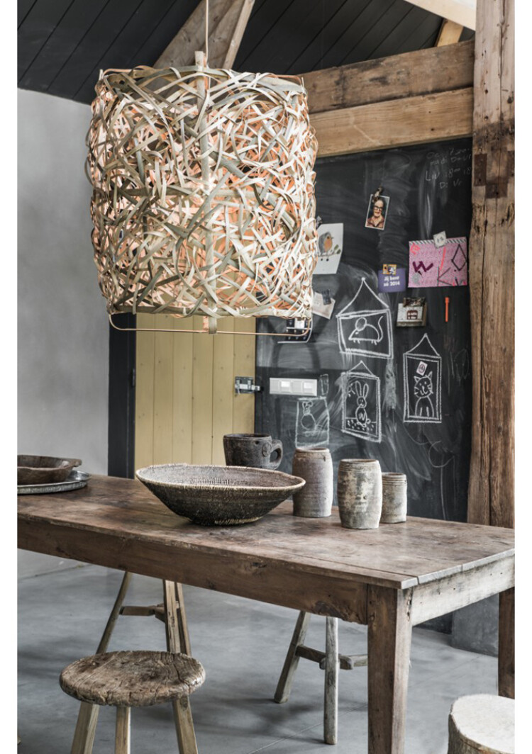 Ay Illuminate Bird's nest