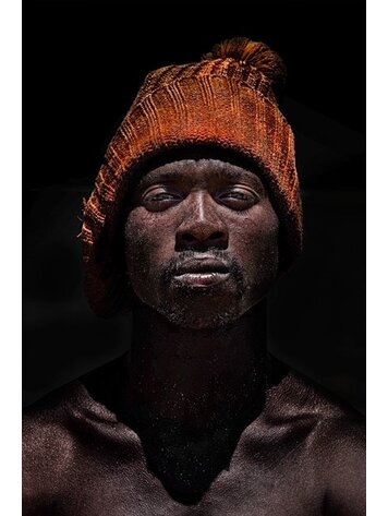 Serge Anton - Man with the red hat - color