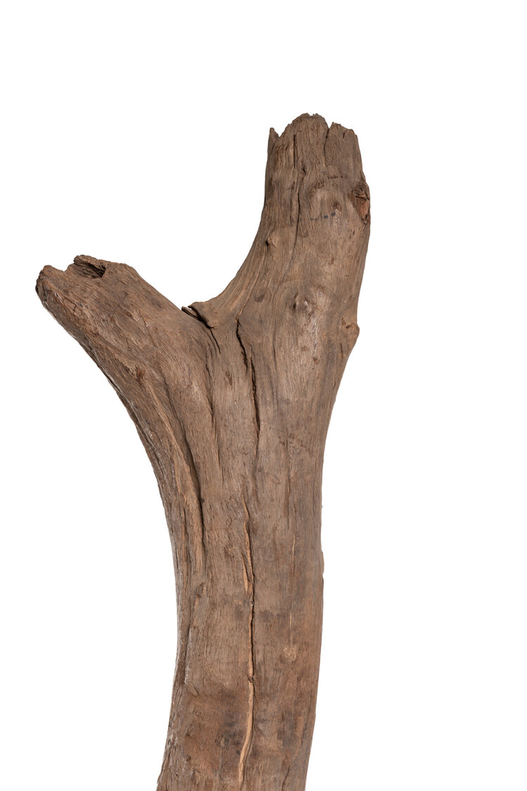 Old wooden well pulley - Tuareg, Niger