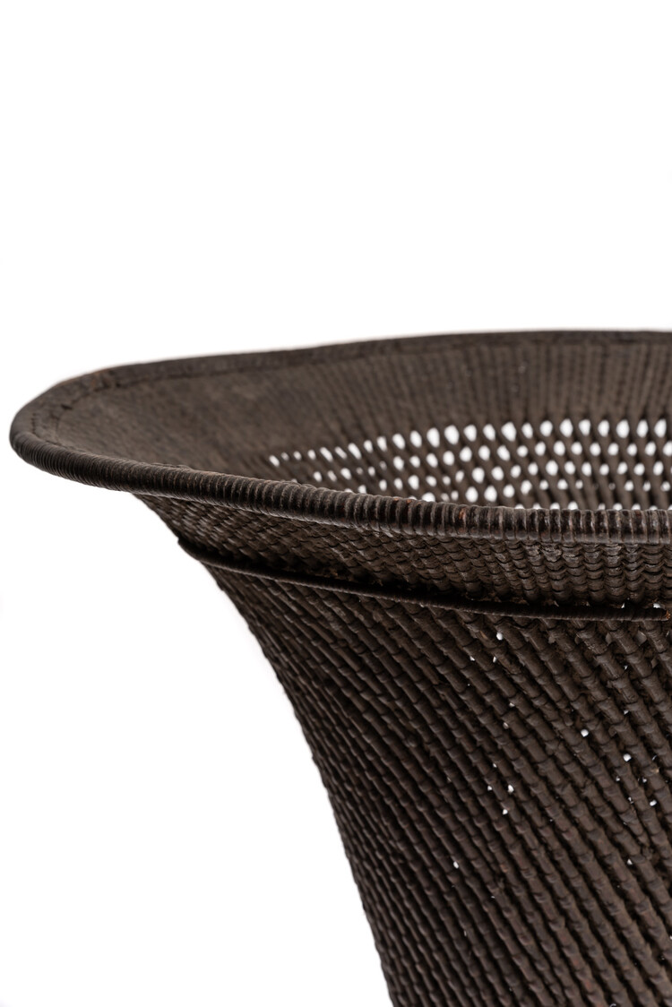 Old rattan carrying basket #2 - Naga
