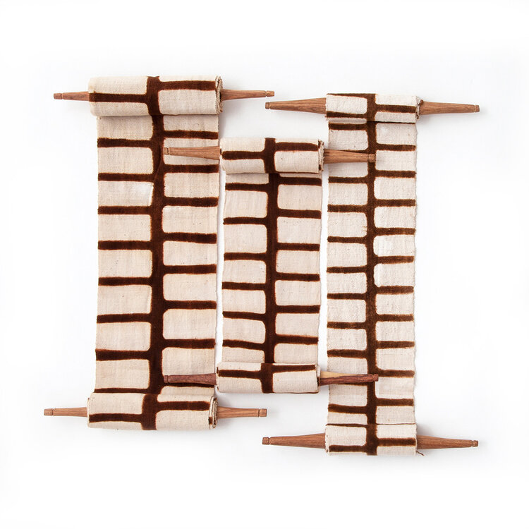 AAAA Bogolan totem - community - bruin/wit