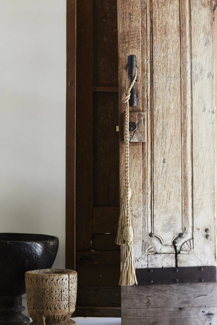 The Dharma Door Amtali grass tassels