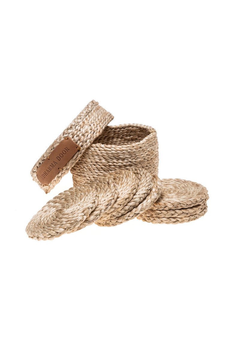 The Dharma Door Ronde jute onderzetters x 8 (in mandje met deksel)