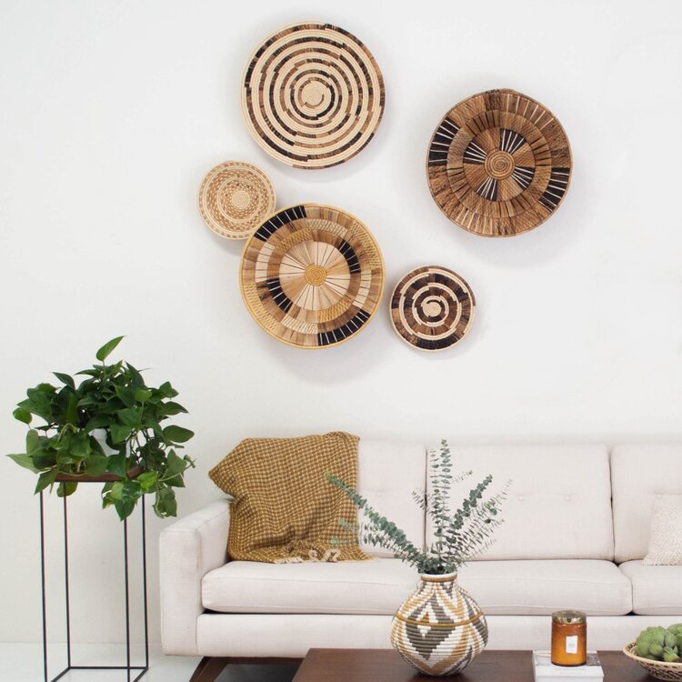 Ugandan raffia + banana bark plate III