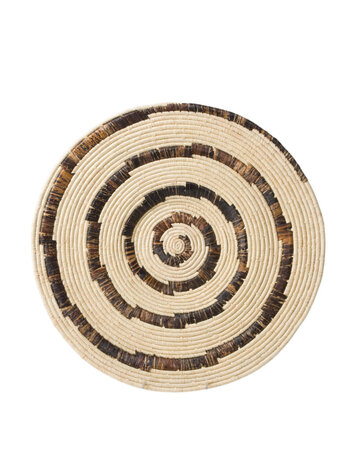 Ugandan raffia + banana bark plate III