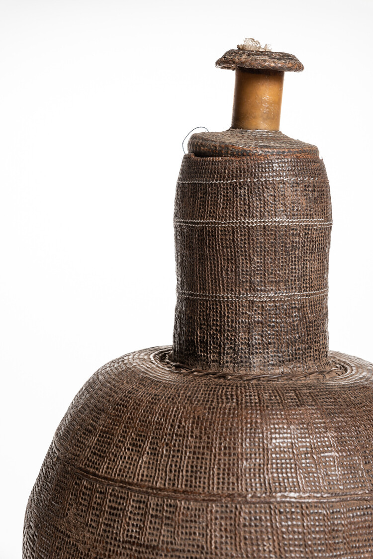 Borana Chocho milk container - basket #21