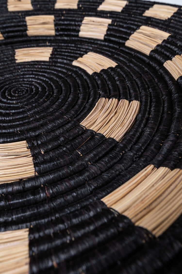 Extra large black geo wandschaal