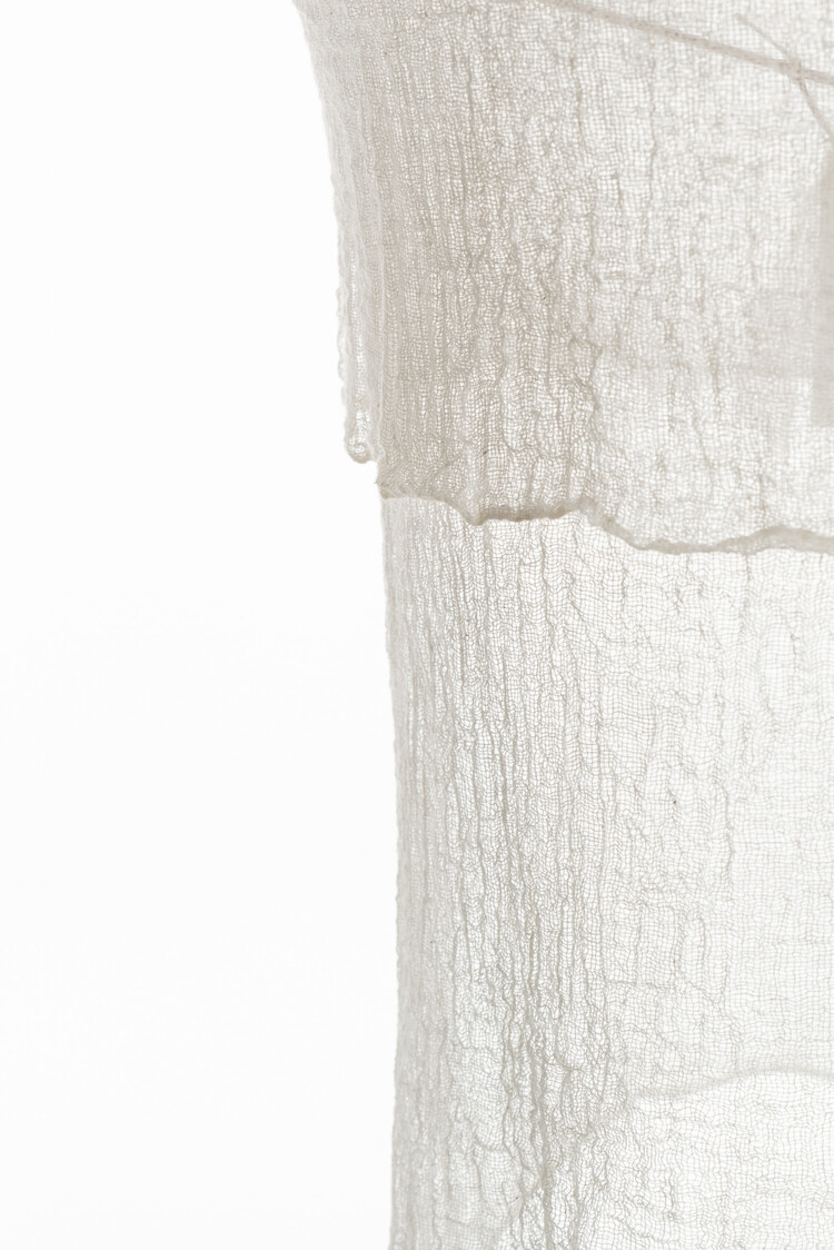 Chérie Chérie Suspension soft cotton with linen pompom