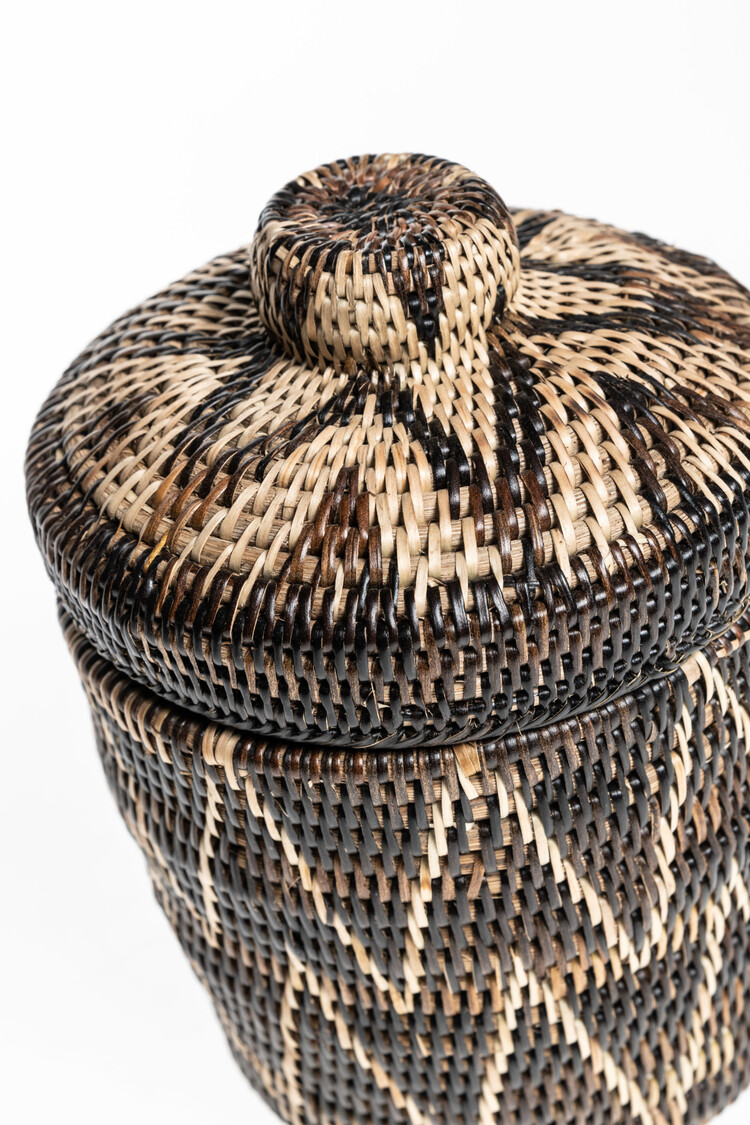 Bolyo basket with lid #1