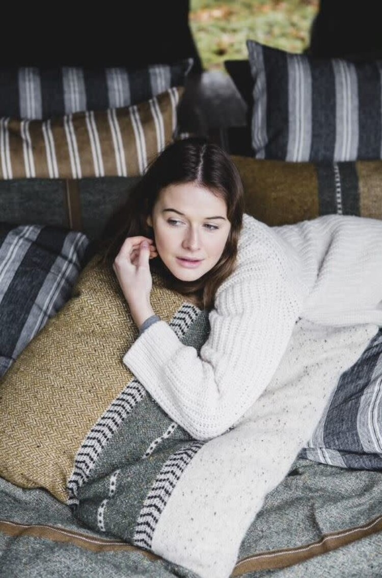 Libeco Montana deco cushion - gold - 63x63cm