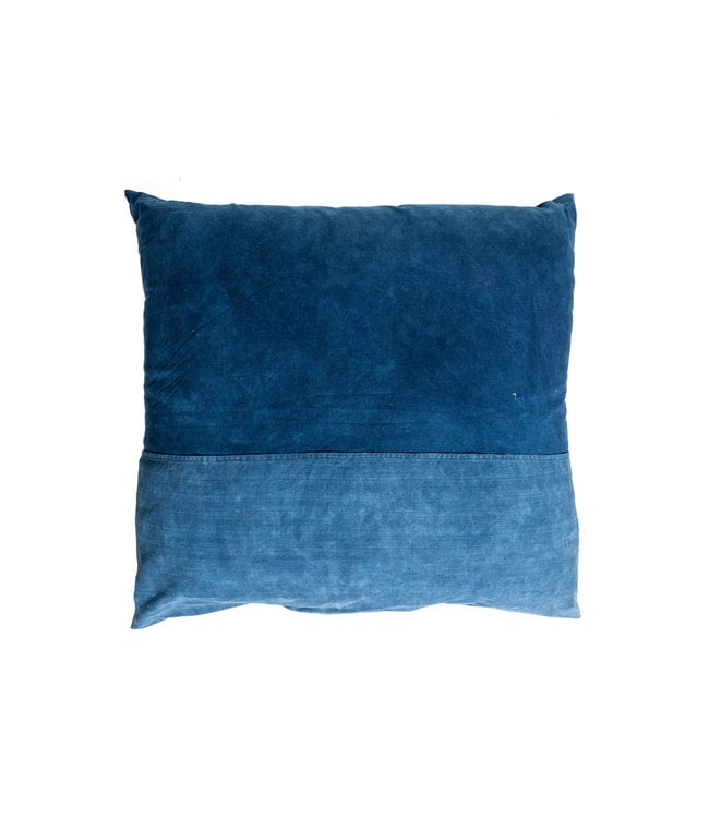 Cushion indigo #9