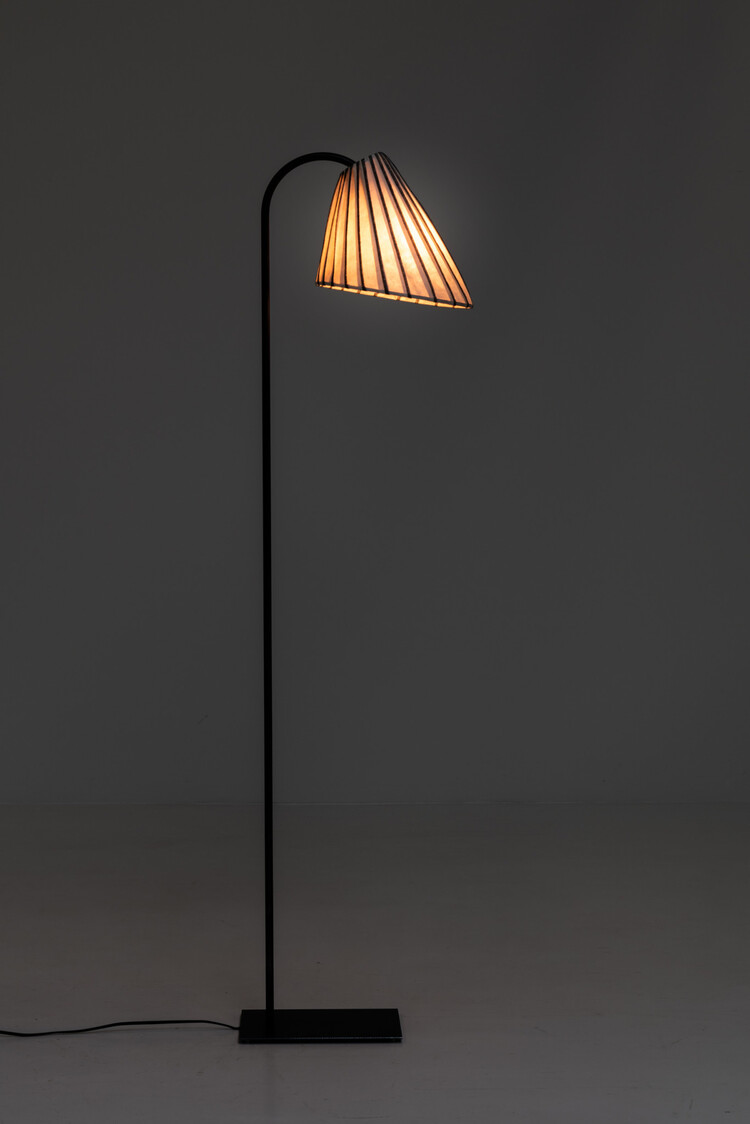 Caravane Vloerlamp Ella-Baco met gestreepte lampenkap